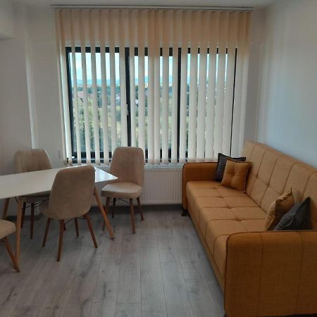 Apartament 3 Camere, Targu Neamt Et4 Exterior foto